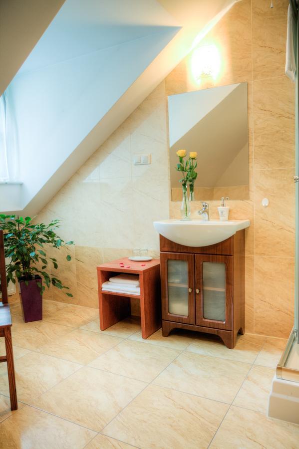 Zacisze Hotell Ulan Rom bilde